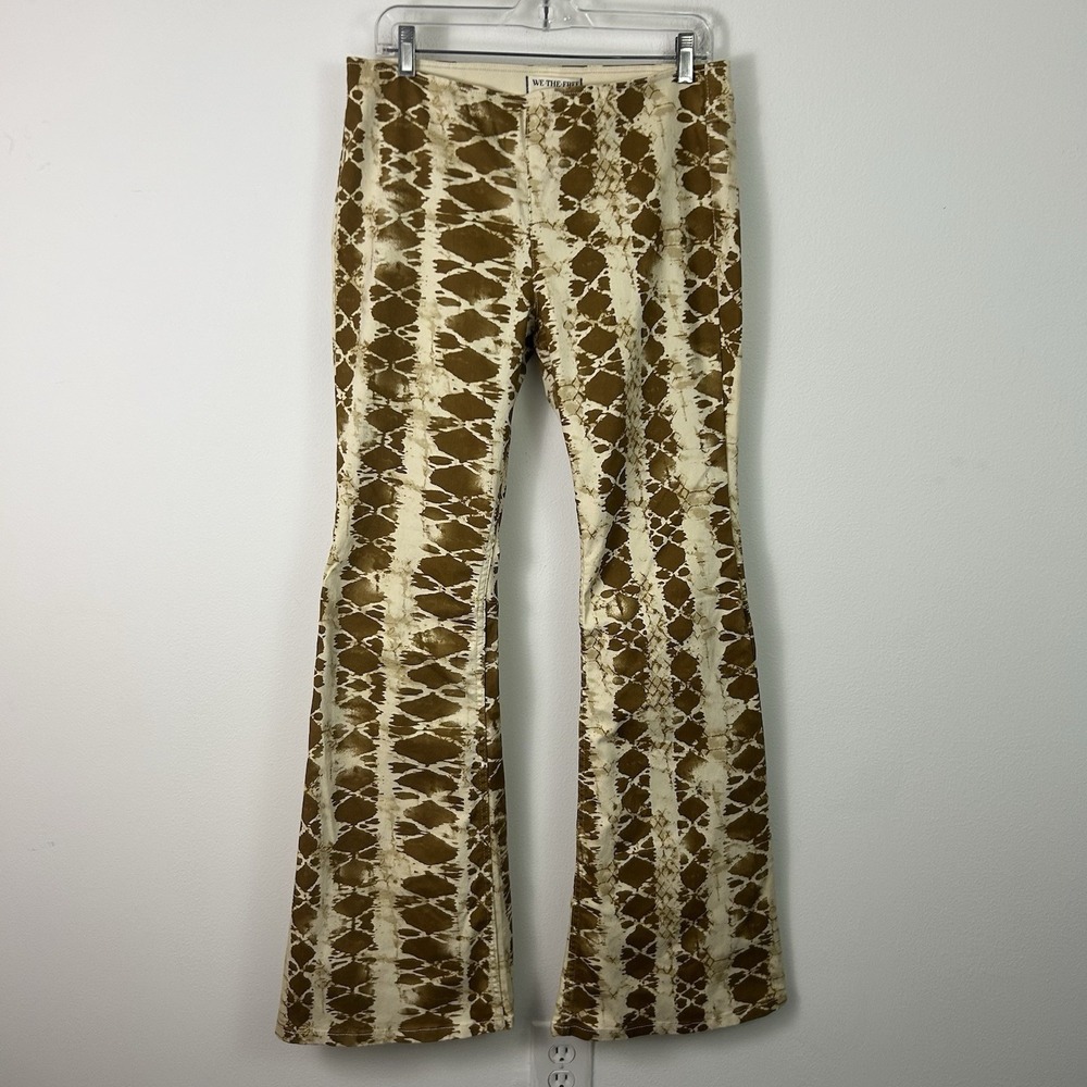 NWT We the Free Size 31 Penny Pull-On Flare Leg Jeans 70's Inspired  Patterned